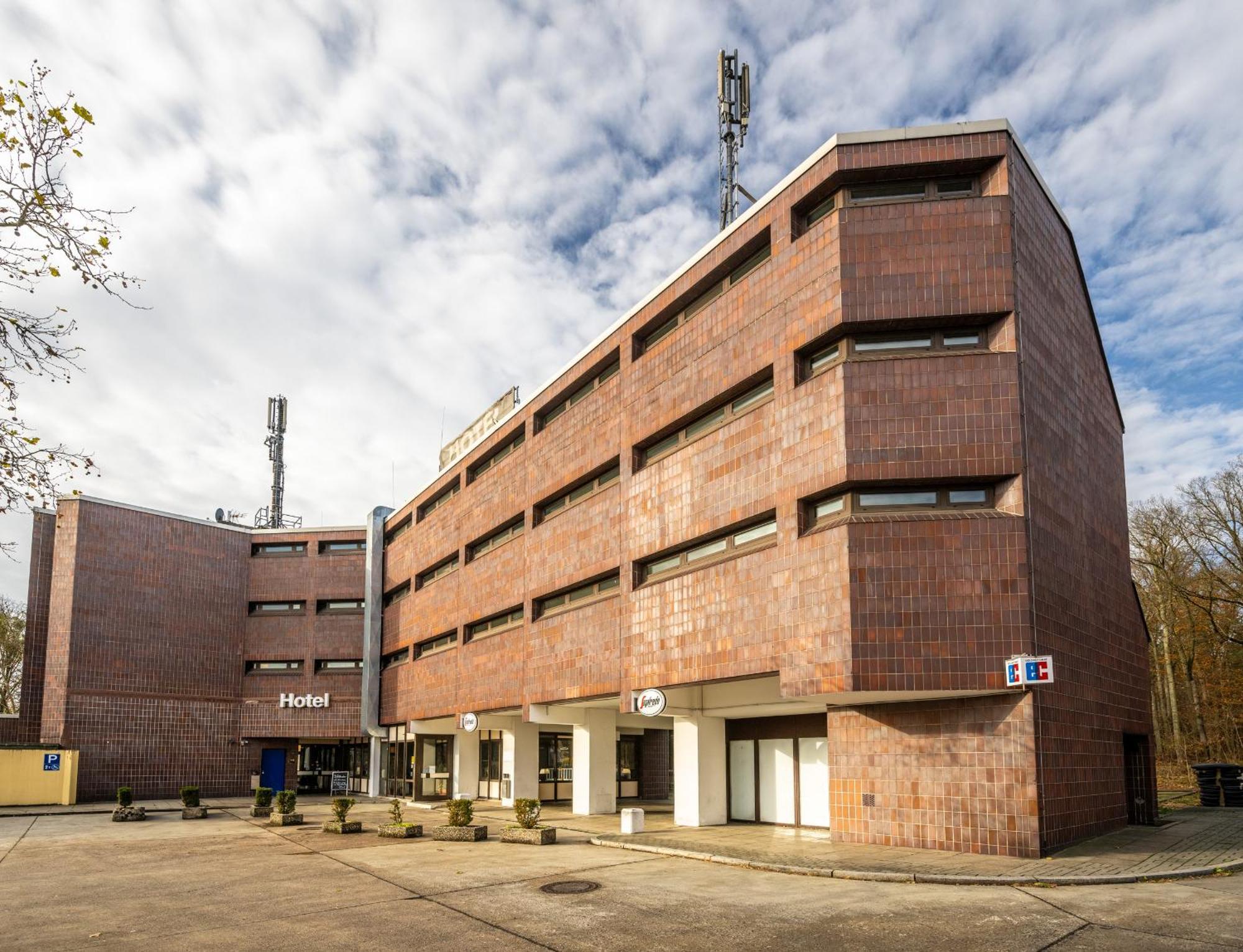 Hotel Grunewald — Kuvat 1